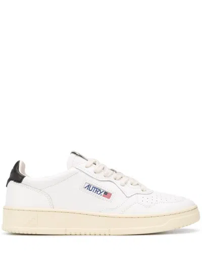 Autry Medalist Low Man Leat/leat Shoes In Multi