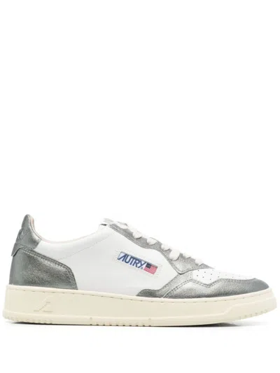 AUTRY AUTRY "MEDALIST LOW" MAN SNEAKERS