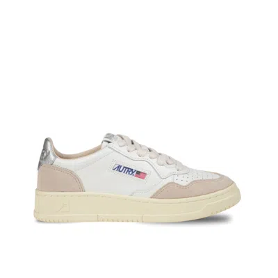 Autry Medalist Low Silver Metallic Sneakers In White
