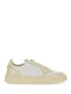 Autry Medalist Low Top Sneakers In Neutral