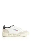 Autry Medalist Low-top Sneakers In White