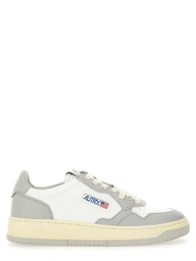 Autry "medalist Low" Sneaker In Gray