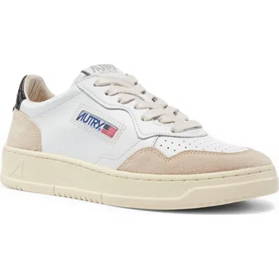 AUTRY AUTRY MEDALIST LOW SNEAKER