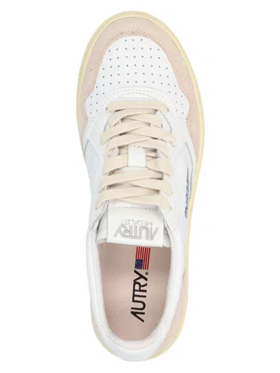 Autry Medalist Low Sneakers Perforated Detailing Panels In White