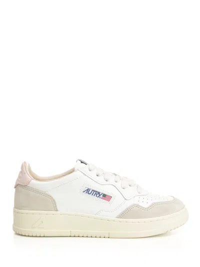 Autry Medalist Low Sneaker In White