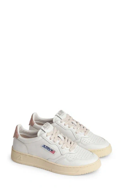 AUTRY AUTRY MEDALIST LOW SNEAKER