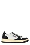Autry 'medalist' White And Black Low Top Sneakers With Logo Patch