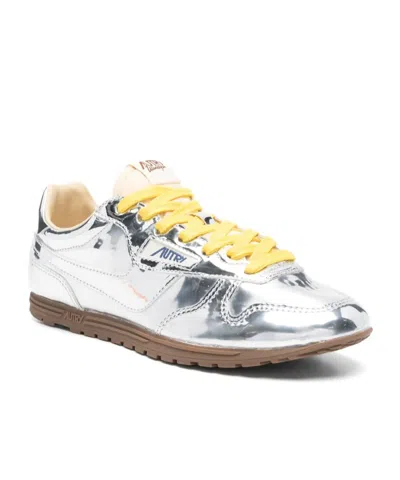 AUTRY AUTRY MEDALIST LOW LACE-UP SNEAKERS
