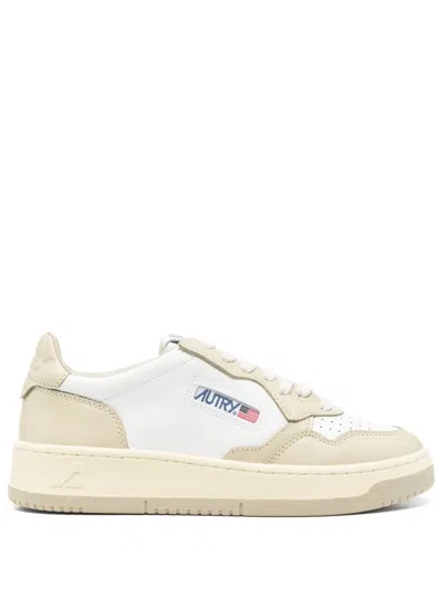 Autry Medalist Low Sneakers