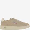 Autry Medalist Low Sneakers In Neutral