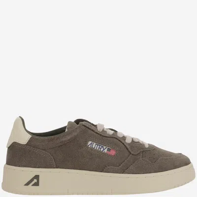 Autry Medalist Low Sneakers In Brown