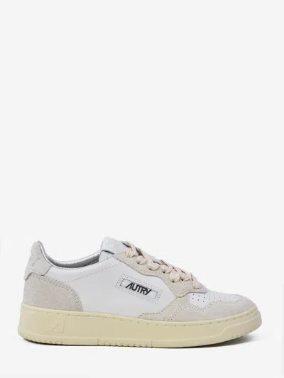 Autry Medalist Low Sneakers In Gray