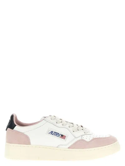 Autry 'medalist Low' Sneakers In Pink