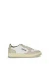 Autry Medalist Low Sneakers In Neutral