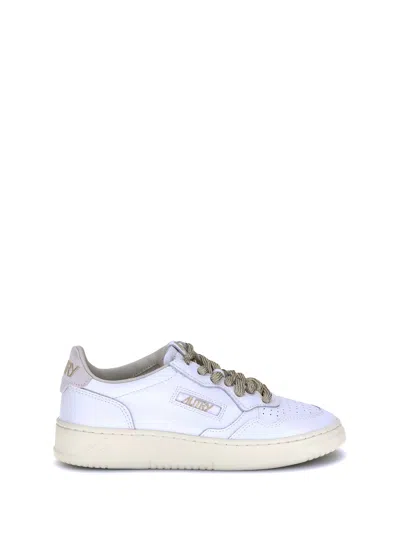 Autry Medalist Low Sneakers
