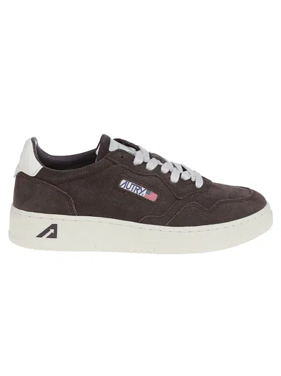 Autry Medalist Low Sneakers In Brown