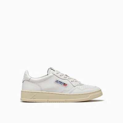 Autry Medalist Low Sneakers Aulm Ll15 In White