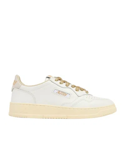Autry Medialist Low Leather Sneakers In White