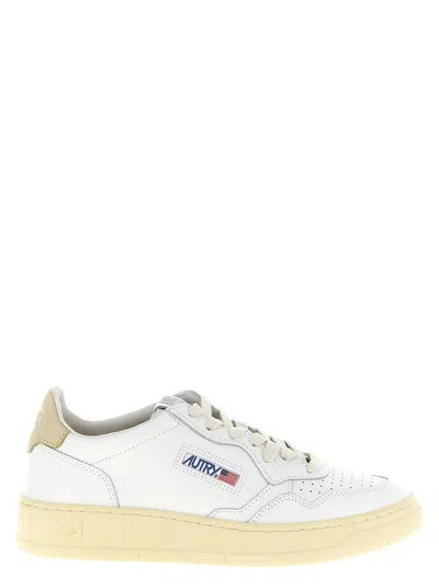 AUTRY MEDALIST LOW SNEAKERS BEIGE