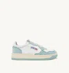 Autry Bicolor Medalist Leather Low Sneakers In White