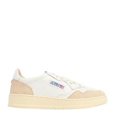 Autry Medalist Low Sneakers In Brown