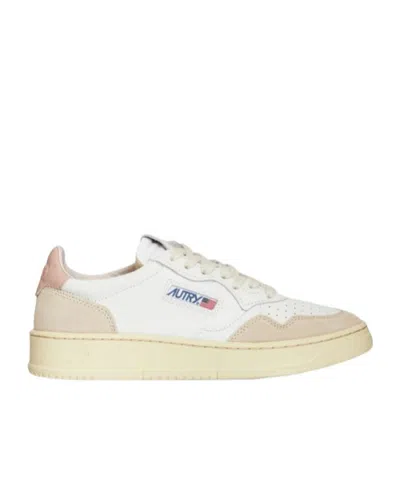 Autry Medalist Low Sneakers In Brown