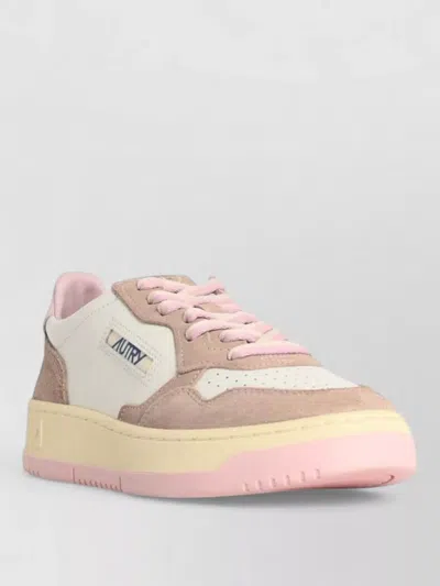 Autry Medalist Low Sneakers Contrast Sole In Multi