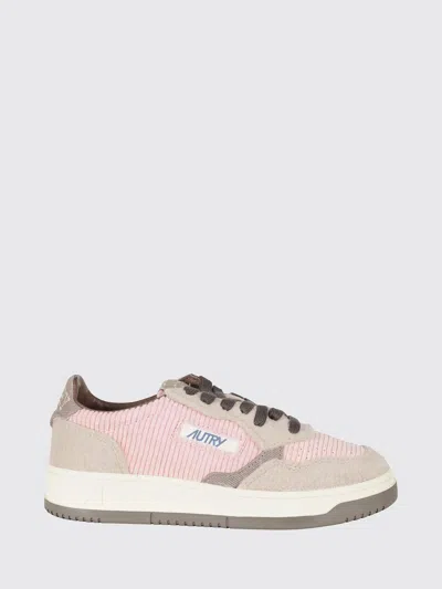 Autry Medalist Low Sneakers For Women In Leather And Suede With A Bicolor Design In Pink