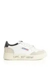 Autry Medalist Low-top Sneakers In White