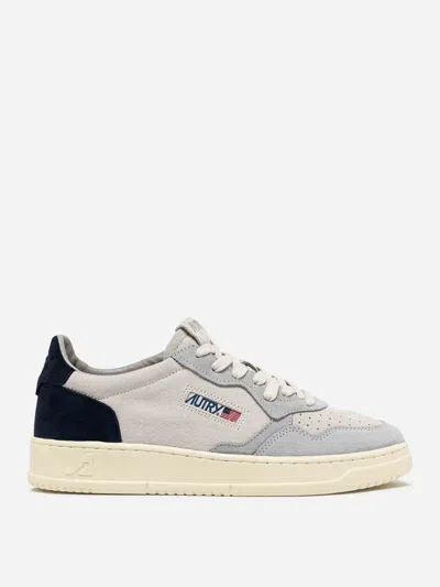Autry Medalist Low Sneakers In Gray