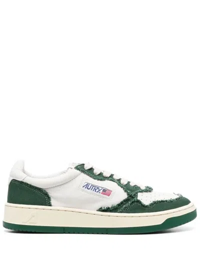 Autry Medalist Low Sneakers In Green