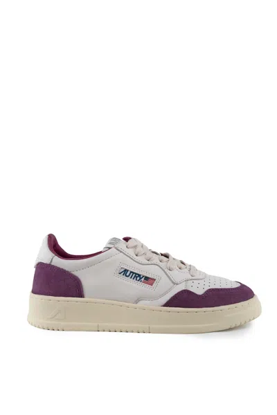 Autry Medalist Low Sneakers In Goatskin And Suede In Goat/suede Wht/scrlt