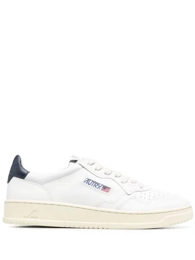 Autry Medalist Low Sneakers In White And Navy Blue Leather