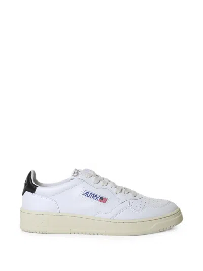 Autry Medalist Low Sneakers In White And Space Leather