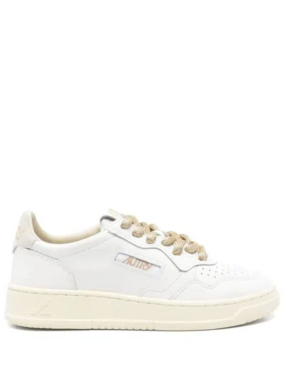 Autry Medalist Low Sneakers In White Leather And Suede Heel Tab Shoes