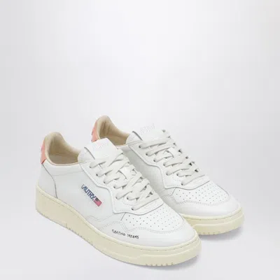 Autry Medalist Low Sneakers In White/peach Pink “floating Dreams”