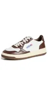 Autry Medalist Leather Low-top Sneakers In Leat/leat White/chestnut