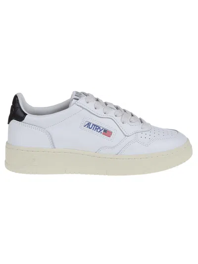 Autry Medalist Low Sneakers In Multi