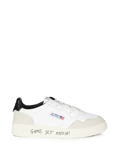 Autry Medalist Low Sneakers In Neutral