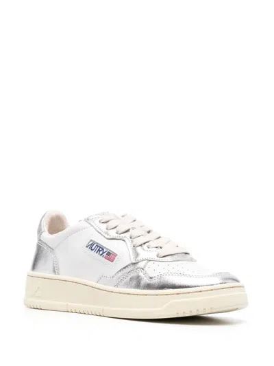 Autry Medalist Low Sneakers In Silver