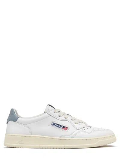 Autry Medalist Low Sneakers In White