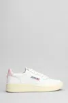 Autry Sneakers In White