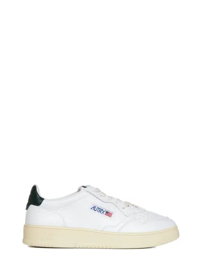 Autry Medalist Low Sneakers In White