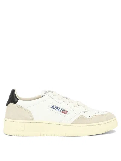 AUTRY AUTRY "MEDALIST LOW" SNEAKERS