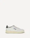Autry Medalist Low Sneakers Green In White