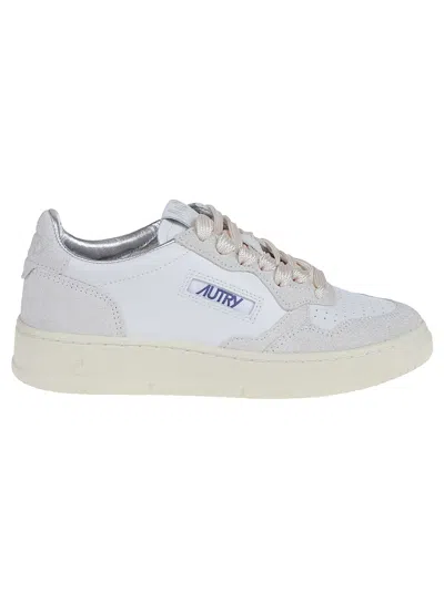 Autry Medalist Low Sneakers In White