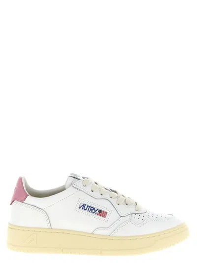 Autry 'medalist Low' Sneakers In White