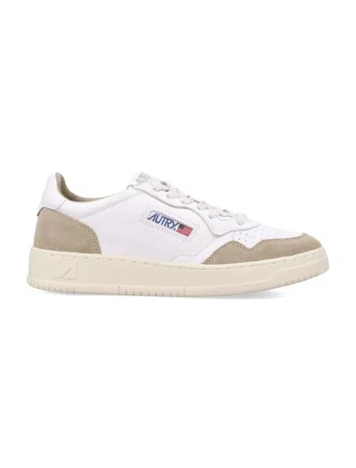 Autry Medalist Low Sneakers In White