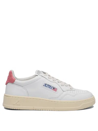 AUTRY AUTRY "MEDALIST LOW" SNEAKERS