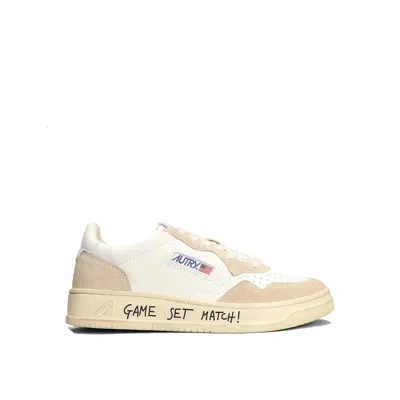 Autry Medalist Low Sneakers In White